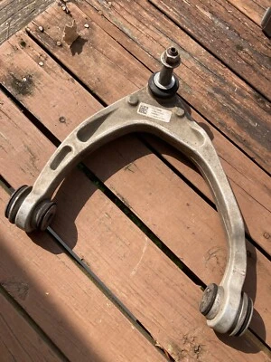 14-16 GMC SIERRA 1500 PICKUP DIESTRO PASAJERO BRAZO DE CONTROL SUPERIOR DELANTERO ALUMINIO 40K Foto 1 de 4