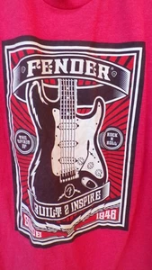 FENDER Guitars Built 2 Inspire Since 1946 Gr. XL rot T-Shirt - Bild 1 von 2