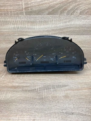 A1635403111 15380380  Speedometer (instrument cluster) Fits for Mercedes-Benz ML - Image 1 of 4