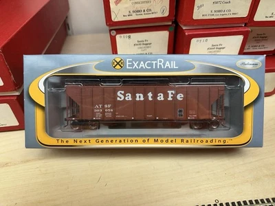 Exactrail Platinum Santa Fe P-S 4427 Cu Ft Grain Hopper ATSF #303058 NOS - Image 1 of 2