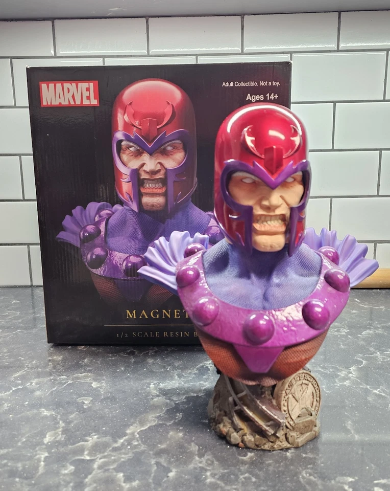 Busto limitado Diamond Select Toys Marvel 3D Magneto escala 1:2 Foto 1 de 4