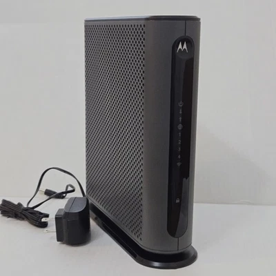 Motorola Cable Modem DOCSIS 3.0 Router MG7315 8x4 Comcast Spectrum Compatible - Image 1 of 4