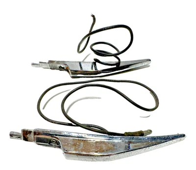 Indicador de señal de giro de montaje de guardabarros Chrysler 1969-1971 pieza OEM 2930580, 2930581 Foto 1 de 4