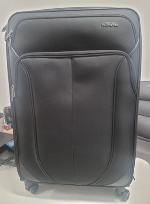 American Tourister 4 KIX 2.0 28" Suitcase, 4-Wheeled Spinner, Black 142354-1041 - Image 1 of 3