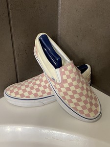 pink and white checkered platform vans