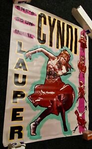 CYNDI LAUPER - AFFICHE SHE'S SO INHABITUELLE - 1983 - GROS ORIGINAL