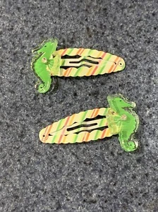 EUC Lot of (2) Gymboree Girl Sea Horse Seahorse Hair Clips Green Coral Pink - Picture 1 of 3