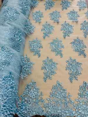 Diseño de lentejuelas florales con cordón - Azul bebé - Patrones de flores bordado encaje patio Foto 1 de 4