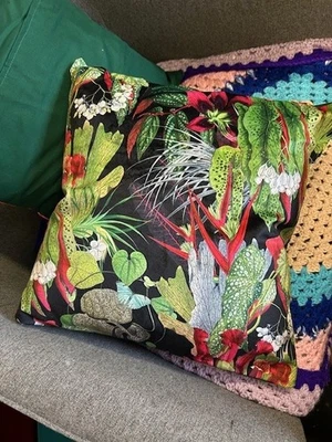 Luxurious velvet/velour cushion cover & insert botanical tropical print 14" x 2 — 第 1/4 张图片