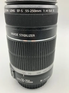 Canon EF-S Objektiv 55–250 mm f/4,0–5,6 IS - Bild 1 von 4