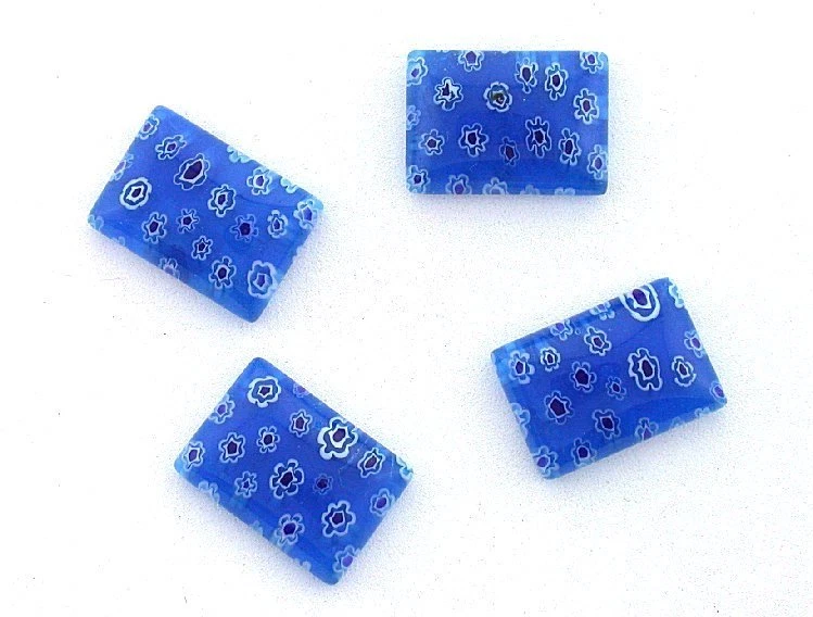 CUATRO CABUJÓN CRISTAL MILLEFIORI FLOR AZUL BLANCO RECTÁNGULO 18MM X 13MM MC16  Foto 1 de 1
