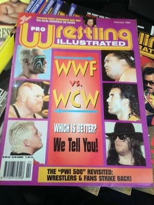 Revista ilustrada PWI Pro Wrestling WWF WCW - febrero 1994 - WWF VS WCW + póster - Imagen 1 de 3