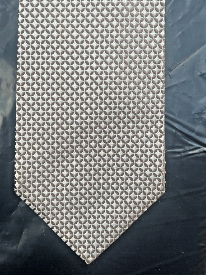 Banana Republic Mens necktie Tie Tan 100% Silk || ~57 Inches EUC $60 if new - Image 1 of 4