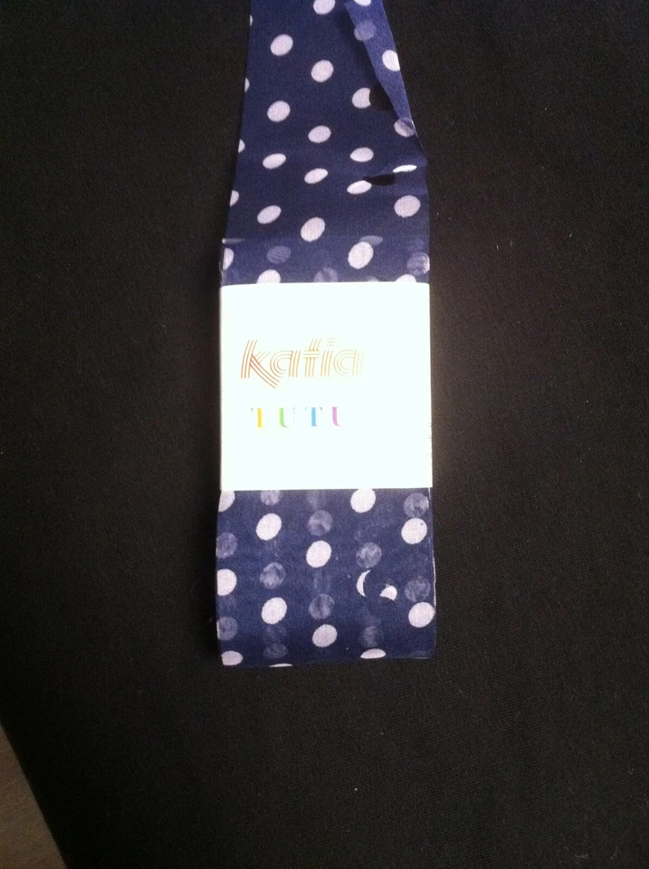 Katia tutu, Garn für Rüschenschal,2 Stränge,Fb.131, Chiffonband - Bild 1 von 1