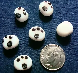 White cat paw lampwork handmade beads 6pcs 12mm gbs015 - Picture 1 of 3
