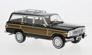 Jeep Grand Wagoneer 1981 Black/Woody 1:24 WHITEBOX WB124260 - Foto 1 di 1