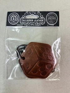 Ambientador Callahan Dice aroma cuero hecho en Estados Unidos - Imagen 1 de 2