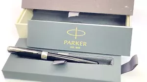 PARKER SONNET SERIE FÜLLFEDERHALTER IN BOX SELTEN SCHWARZ CHROMRAND 18K MEDIUM NEU IM KARTON - Bild 1 von 16