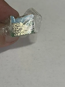 Oregon Revers Mütze Jacke Weste Hemd Pin - Bild 1 von 2