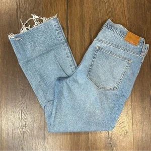 J. Crew Light Wash Demi Boot Raw Hem Crop Jeans SZ 31T - Picture 1 of 7