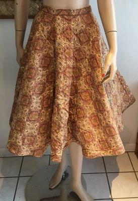Falda Rockabilly Circular Acolchada Años 50 De Colección Talla S 26" Foto 1 de 4