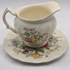Creamer and plate Sheraton Johnson Brothers England. Vintage. Floral design - Picture 1 of 9