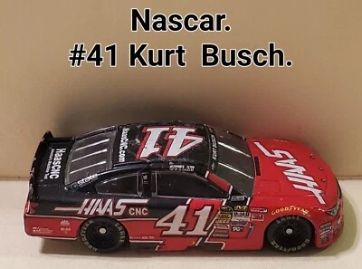 Nascar. Automatización #41 Kurt Busch Haas 1/64. Suelto Foto 1 de 4