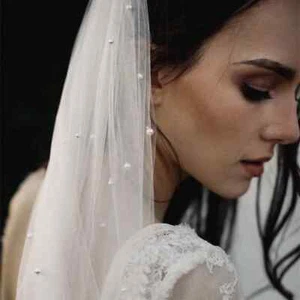 Ivory Bridal Veil with Comb One Layer Cathedral Royal Pearl Wedding Veil - Picture 1 of 5