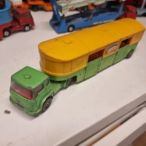 1960s Corgi Major Bedford Newmarket horse Transporter - Picture 1 of 7