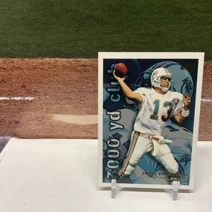 DAN MARINO 1995 Topps Football Card #31 NM 3000 YARD CLUB MIAMI DOLPHINS A-22 - Foto 1 di 2