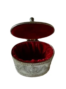 Jugendstil Silber geprägt Schmuck Ring Klappschatulle Schatulle rot Samt SF Aufkleber - Bild 1 von 11
