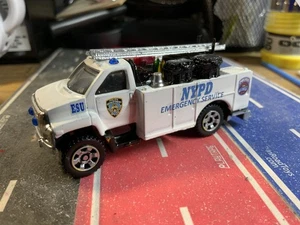 2025 Matchbox Kitbash NYPD ESU GMC 3500 - Picture 1 of 8