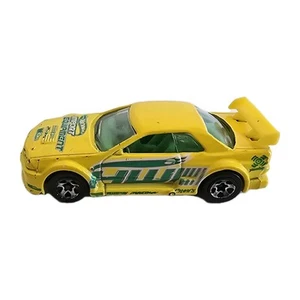 2004 Hot Wheels Yellow Nissan Skyline R32 R33 Gt-r Truckin Transporter 2001 Rare - Picture 1 of 9