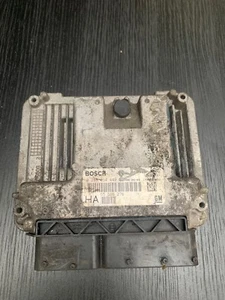 VAUXHALL OPEL VECTRA C SIGNUM 1.9 CDTI DIESEL ENGINE ECU 55566276 - Picture 1 of 5