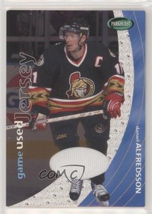 2001-02 ITG Parkhurst Game Used Jersey Daniel Alfredsson #PJ-10 HOF