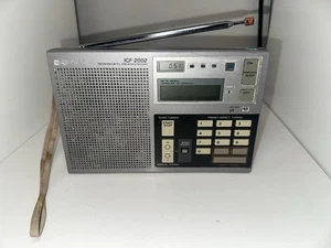 Sony ICF-2002 FM/LW/MW/SW PLL Synthesized Short Wave Radio Receiver - Bild 1 von 11