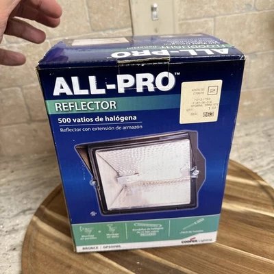 Regent 500-Watt Halogen Floodlight GP-500- Brand New - Image 1 of 4