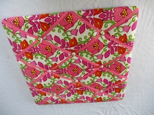 Vera Bradley Lilly Bell Ribbon Board 18" x 18" Bulleton Board - Picture 1 of 4