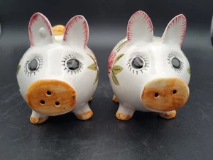 Ceramic Hand Painted Pig Piggy Salt And Pepper Shakers - Picture 1 of 6