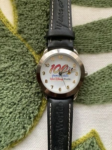 Reloj Walt Disney World 100 años de magia nuevo sin caja - Imagen 1 de 8