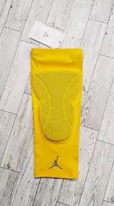 Jordan Nike Pro Hyperstrong Padded Shin Leg Sleeve Sz M Yellow 746880-703 - Picture 1 of 6