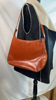 Cartera de cuero HOBO bolsillos exteriores e interiores forro pata de gallo Foto 1 de 4