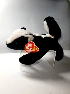 Stinky The Skunk Birth Date February 13, 1995, Collectible Ty Beanie Baby - Picture 1 of 1