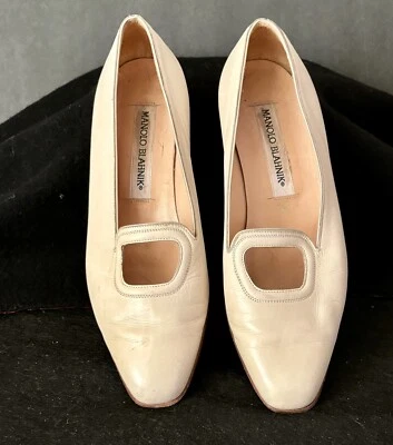Zapatos planos de cuero beige vintage de los años 80 Manolo Blahnik para mujer talla 36,5 Foto 1 de 4
