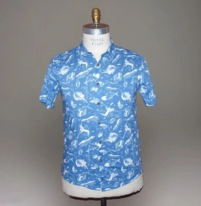 Pataloha Men's Medium Blue Malihini Hawaiian Shirt Spear Fishing Fish Fall 2022 - Picture 1 of 7