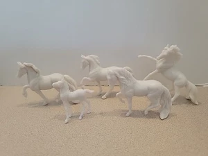 Lote Breyer Stablemates sin pintar no pintado blanco en blanco - Imagen 1 de 5