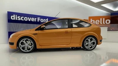 Otto 1/18 Scale OT961 - Ford Focus ST MK2  - Image 1 of 4
