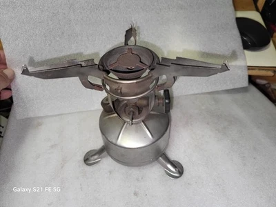 US Military WW II Aladdin Camp Stove 1944 - Image 1 of 4