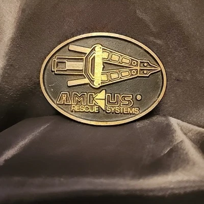 Винтажная Твердая Латунная Пряжка для Ремня AMKUS Спасательные Системы Пожарный Челюсти Жизни - Изображение 1 из 3