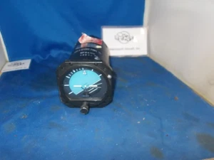 EDO-AIRE VACUUM ATTITUDE 3 1/8" ( 8 DEGREE TILT ) - Picture 1 of 3